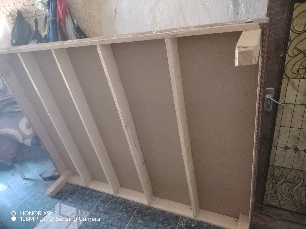 تخت جربايه تفصال للبيع محتاز واريد ابيعه جديد كلش مكاني ميسان حي العسكري *********** عمارة, ميسان
