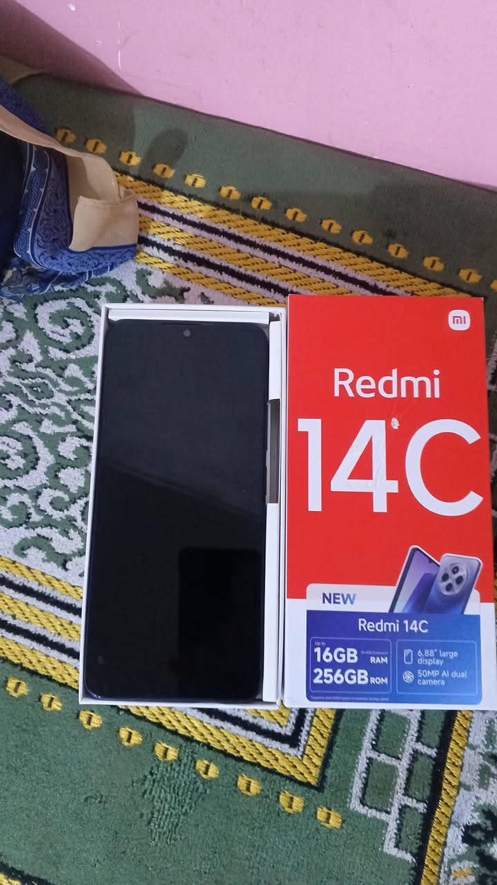 موبايل ريدمي c14
نضيف فول نضافه يعجبك 
بي شخط بصيط بل شاشه 
مستعمل ٢شهر 
للاستفسار ‏‪0787 390 9522‬‏
