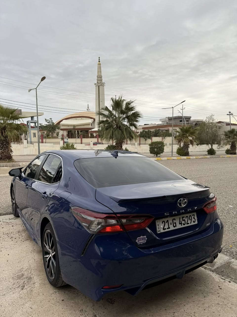 كامري ٢٠٢٤ للبيع فقط
ماشي ٤٠ الف
مواصفات 
كير على الاستيرن 
٣ انظمة القيادة
رادار امامي و جانبي
كشن جلد 
كشن كهراء 
وباقي مواصفات كامري معروفة
السياره فقط بونيد صبغ بدون دواخل بدون ايرباكات 
سعر السياره ٢٠٨$
مكان السيارة كركوك 
***********
