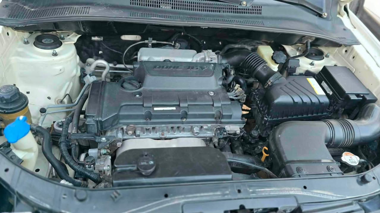 سبورتج 2009جاهزة من كلشي رقم بابل باسمي
كير مكينة تبريد حدادية تخم تاير باتري جديد ماشية 227
سعرها 102 وبيها مجال بسيط ***********
