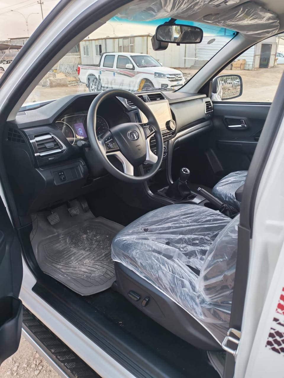 السلام عليكم كريت وويل 2025 
السيارة زيروووو ماشيه 72كيلو فقط  
الرقم مثنى  /مكان السيارة السماوه
السعر 159اوبيه مجال
*********** رقم الهاتف
