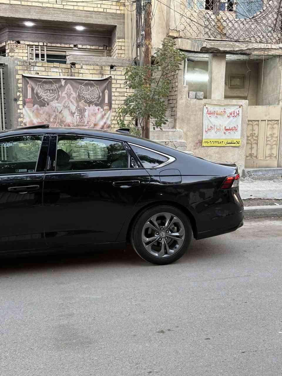 للبيع او مراوس هوندا اكورد 2024 EXL
السيارة ماشية 13

• مكينة 2000 هايبرد تنفس طبيعي

• شفتات ستيرن 

• شاشة كبيرة

•كشنات جلد

•فتحة سقف 

• كاميرا خلفية    

• رادار امامي

• مانع تصادم

• محدد مسار 

• تصحيح مسار

•بصمه تشغيل ابواب 

• مثبت سرعة

• مانع انزلاق

• دخول ذكي 

• إنارة ترحيبية

• هندبريك دكمه

• حساسات مطر 

• أوامر صوتية

• 3 أنظمة قيادة

تشغيل عن بعد 

كشن كهرباء 

تبريد قطعتين 

خزن ميموري 

حساس امامي 

حساس خلفي

كشنات اثنين كهرباء 

السعر187

  🔰الحادث 

موضح بل صور 

ورقم شاصي موجود بيه جاملغ ابدل والباقي مصلح مندون ايرباك

بغداد الشعب

***********
