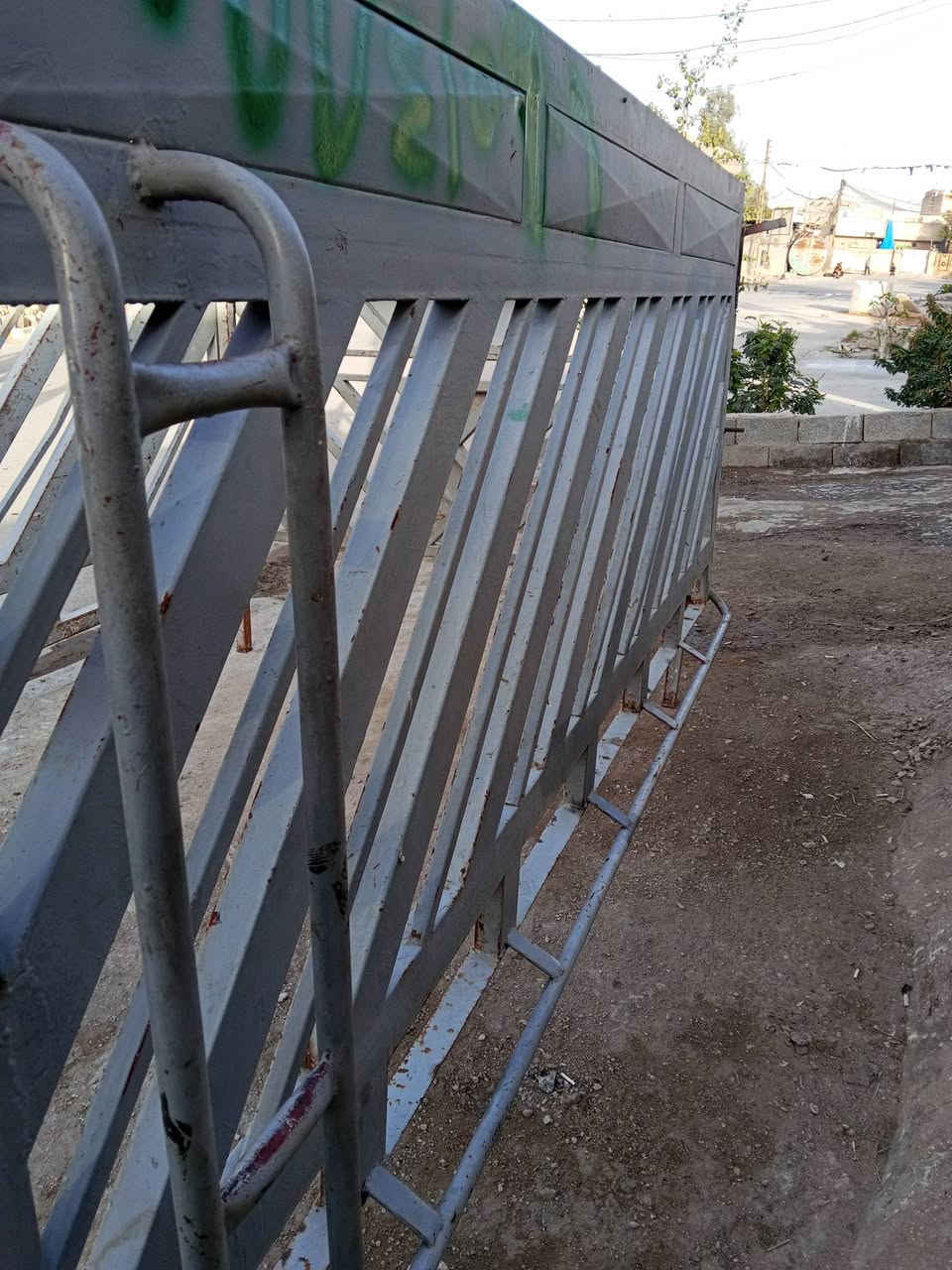 محجرللبيع مال كيه السعر300 وبي مجال رقم الهاتف ***********
