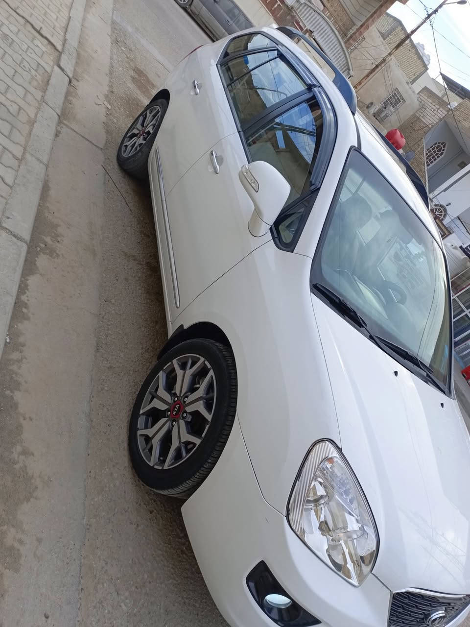 السلام عليكم البيع كيه كارنز موديل 2009 رقم نجف بسمي سياره احله من صور جاهزه مكينه  كير حداديه تخم تأير تبريد تدفه سياره فول فتحه سياره مكفوله عده دور شاملغ الخلفي وشويه من الباب ملاون اثير خياس خفيف باقي مكفول سياره 7راكب السعر 133 وبيه مجال الطيبين الهاتف ***********
