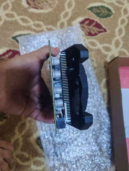 السلام عليكم
GTX 1060 6GB
جدید 
شرت فحص تشتغل 
السعر 55،000 نهائي
***********
اول تم فی واتس اپ
55،000
55،000
