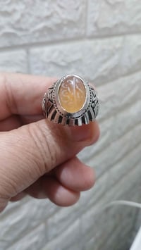 عقيق يماني • أصفر قديم • مخطوط أصحاب الكساء