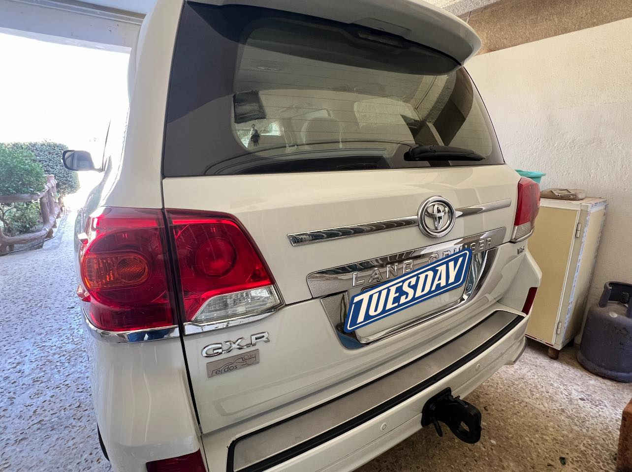 السلام عليكم
للبيع لاندكروز 2014

كفالة عامة

فطيم 

رقم  سليمانية

بصمه تشغيل عدد(2) 

فتحه سلايت

كشنات السائق كهرباء ثلاث حركات

تشغيل عن بعد

زراكات

مري قلاب

مري شفط

سبعه راكب

ثلاث قطع تبريد

مطفايه حريق

محرك 6 GX.R

حساس امامي

حساس خلفي

تحكمات ستيرن كامله 

 ماشية ١٧٣ الف 

السعر (405وبيها شي بسيط )

اتصل على الرقم

***********

مكان السيارة واسط/ العزيزية
