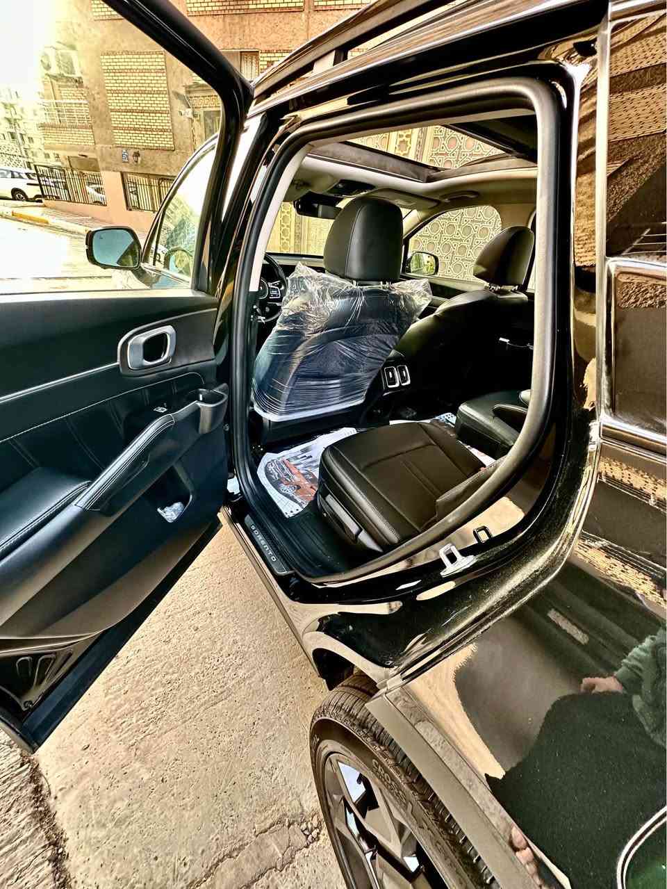 نبدأ بالصلاة على رسول الله محمد وآل محمد

سورنتو 2024 Sx Xline فول الفول سياحيvip 

السيارة اني مستوردها الي استيراد شخصي ومدخلها ع الكمرك الجديد (حرة) بدون رقم

(مــواصـفـات السـيـارة)

4 كامرات امامي وخلفي وجوانب

بانوراما

بصمة تشغيل + بيبان + صندوق 

ترحيب عند الاقتراب

مري شفط + كهرباء + رادار + ترحيب

كشنات جلد + تدفئة + تبريد + كهرباء + منفصل vip

سياقة ذاتية + تحديد مسار + تحكم بالريمونت تتقدم وتترجع

رادارات امامي ٣ + ٢ مستشعرات +رادارات خلفي ٣ + جانبي٢ 

التوقف الذاتي عند الرجوع + التوقف الذاتي عند التحسس بالاقتراب

٦ حساسات امامي + ٦ حساسات خلفي

هند بريك بصمة

4x4 فور ويل درايف

وضعيات السبورت والنورمل والايكو والسون والسمارت

تبريد منفصل + امامي خلفي

بجم زينون + بك لايت ليد هيلوجين بلادي

ويل كب بلادي بلاك 

طبعاً الكار بلي فعال فقط ع البلوتوث بدون واير usb 

محرك السيارة 2500 تيربو المرغوب بقوة 281 حصان

ماشية 10 الاف مايل فقط اخت الزيرو

صور الحادث راسلني واتساب يوصلنك حادثها جداً بسيط بيها قطعتين صبغ وقطعتين تبديل بلادي بدون دواخل 

الـسـعر 268 وبي مجال جداً بسيط 

مكان السيارة بغداد الكرخ 

للاستفسار 

*********** بغداد, العراق
