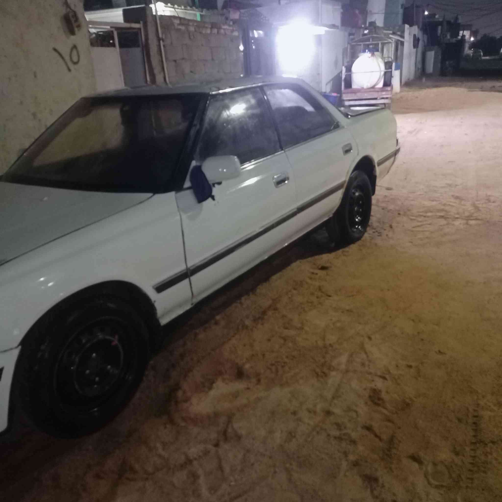 سلام عليكم
للبيع السياره مارك عظم 
مكينه لازمه كامت بيه كصة قماره 
كهربائيات شغاله مكاني نجف مزارع مقابل قرية الغدير موبايل *********** وات ساب موجود السعر 17
