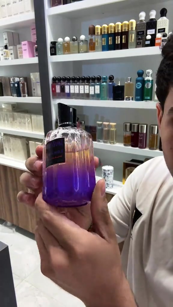💜 لافندا… مو مجرد عطر، إحساس من الأناقة والهدوء يدوم وياك طول اليوم 💜 إذا تحب العطور الناعمة والفواحة والملفتة للنظر، لافندا من سان سيفيرو هو اختيارك المثالي. 📍 متوفر الآن 📦 توصيل سريع 🎁 هدية مثالية لكل شخص يعشق التميز لافندا سان سيفيرو… ريحة تخليك مختلف. 💜#اكسبلورexplore #تصميم_فيديوهات🎶🎤🎬 #عادت_نشر🔁 #عطورات 


**إذا كنت صاحب هذا الإعلان وتريد حذفه لأي سبب، رجاءا أرسل رسالة إلى الدعم الفني**