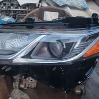 لايت كامري موديل ٢٢ أصلي فقط الاذان مكسور السعر السعر ٧٥ ت 07812277989