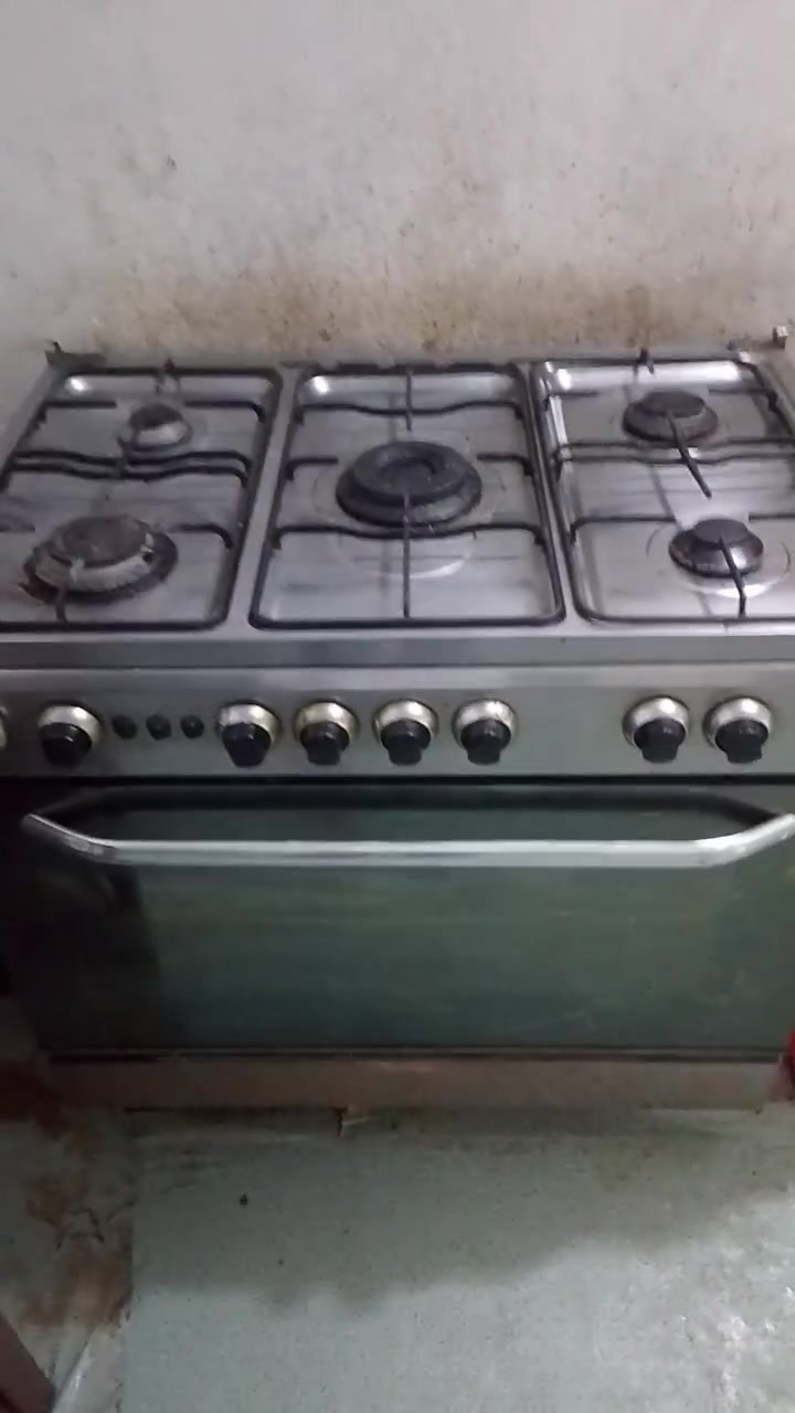 يالله طباخ مستعمل لبيع نضف شغال بس جامة مكسورة


**إذا كنت صاحب هذا الإعلان وتريد حذفه لأي سبب، رجاءا أرسل رسالة إلى الدعم الفني**