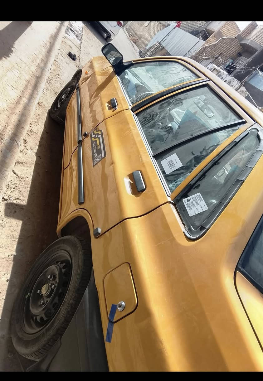 سلام عليكم سايبه موديل 13 مكاني شعله سياره كامله من كلشي كير مكينه مكفولات باسمي سياره حداديه زينه تيرات زينات دوشمه كشره  رقم انكليزي مصفره هيئة وغرامات مرتب يخبل دواخلها شواصي مابيهن شي بيه شاشه وكامره تبريد شغال  تجي تشوفه ترايك وين مايعجبك *********** السعر 36 بيه مجال قليل
