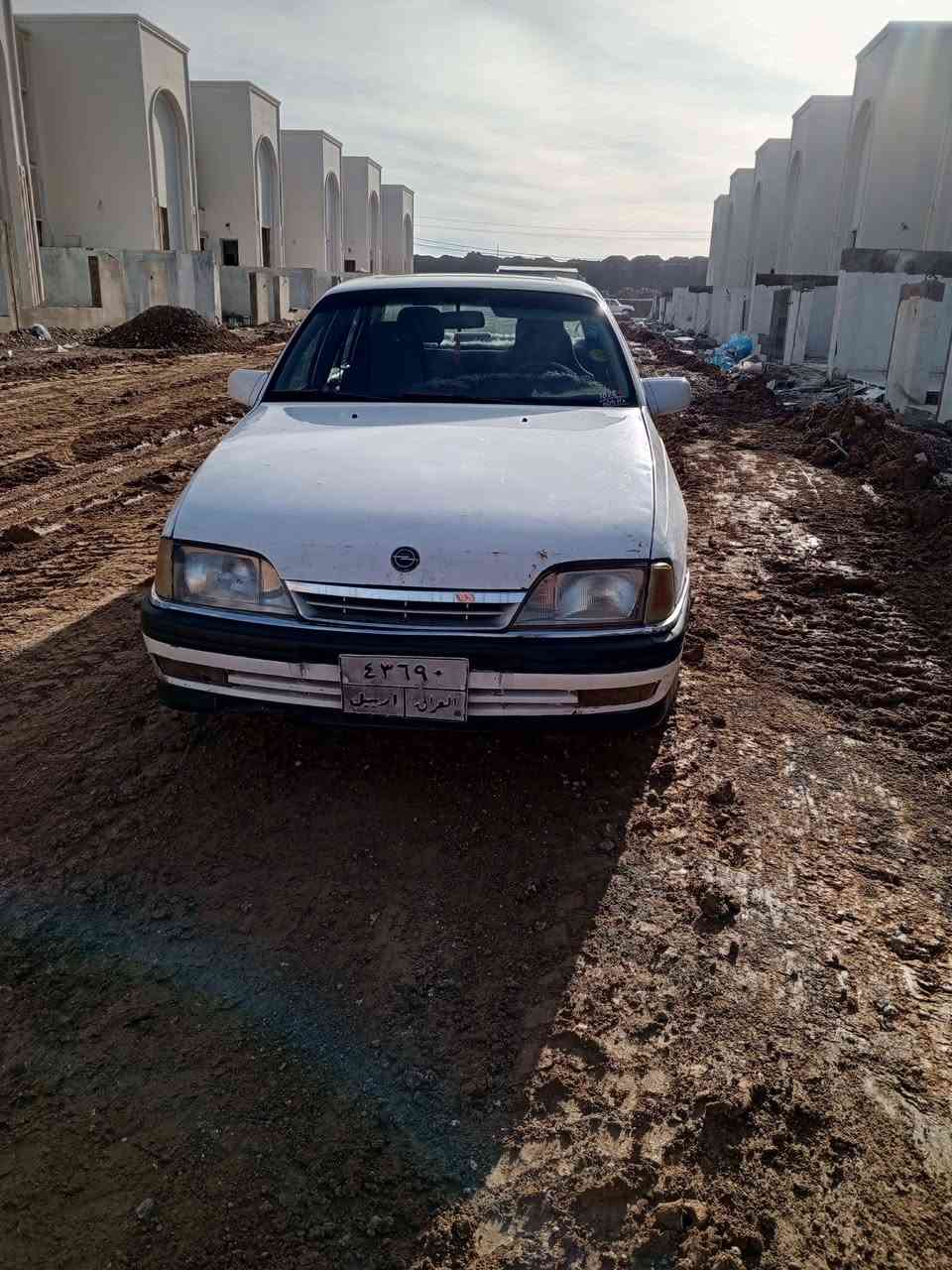 اوبل اوميكا 93 حجم 20كير ومحرك بشرط تايرات نضيف صبغ بلادي هلالات مامعمر شركه سعر 37بيها مجال لشراي مكان كركوك رقم سيارة اربيل ***********ممتواجد عل فيس
