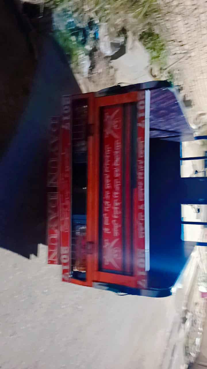 سلام عليكم ستوته لبيع مديل 2017 اوراق اوصوليه ستوته جاهزه السعر مليون 400 وبيه مجال حق جيه *********** مكان كوت مركز مدينه
