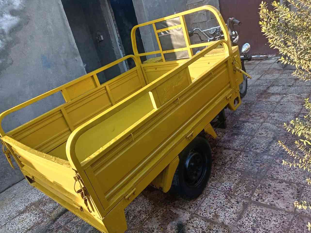 عمي السلام عليكم ستوته 18 تعميره 25مكفوله كفاله عامه اكتبك وي الوكيل مابشر محرك نضيف مصبوغه صبغ حراري اثرجرد اخوان شراي اخليك عله موشراي اطلع كبل   سعره مليون 350 مكاني دوانيه بل مركز  خابر وتدلل بيه مجال شي بسيط حك الجيه ***********
