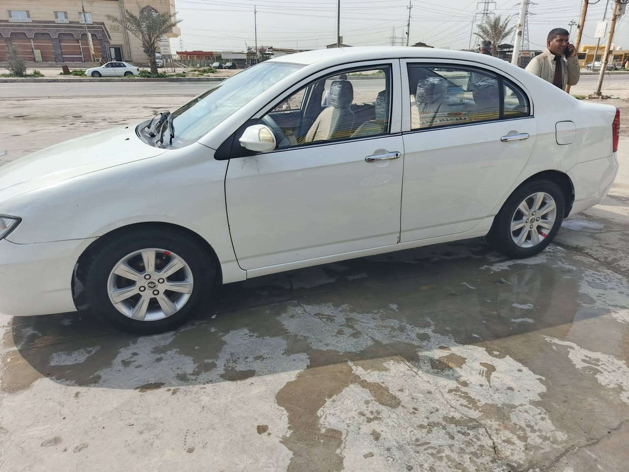 السلام عليكم
ليفان موديل 11 سياره بلاديه كله ع بلاد 

صدر تايرات باتري مكينه كير كله مكفول 

كير توماتيك

شاشه كبيره 

كامره 

تبريد تدفئه 

بيهه نصف جاملغ صبغ فقط 

رقم بغداد 

السعر 48  بي مجال

عنوان موصل  سهل نينوى

رقم الهاتف ***********

***********
