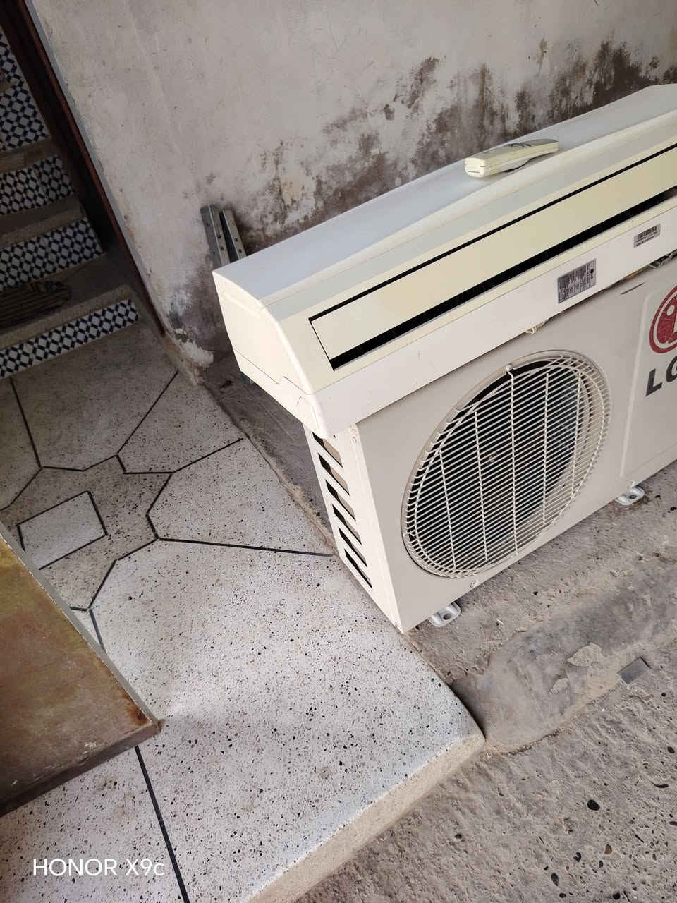 LG
12 btu
khdama garantie
tawsil kayn أعراب صباح زيز, الراشدية


**إذا كنت صاحب هذا الإعلان وتريد حذفه لأي سبب، رجاءا أرسل رسالة إلى الدعم الفني**