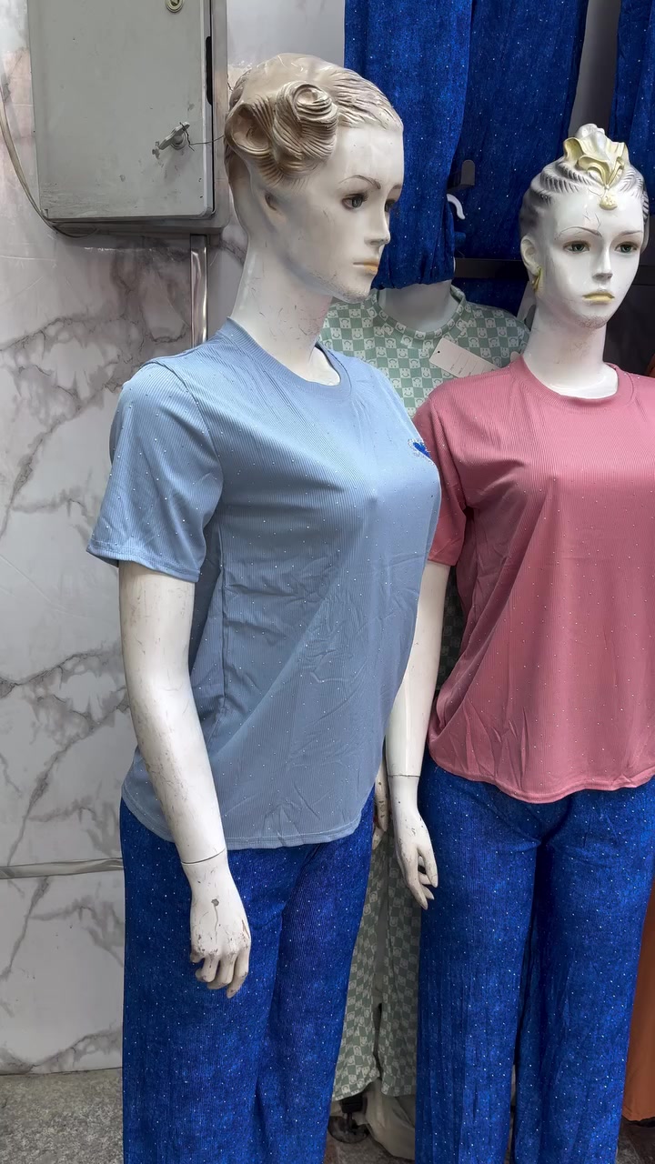 عنوان شارع النهر سوق المميز محلات السيد 
يوجد توصيل جميع محافظات العراق 
*********** 

 #العراق #ملابسالعيد #ملابس #بغداد #ترند
