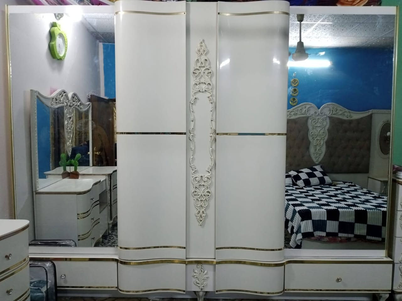 سلام عليكم غرف تركي نظيفه سعر ٧٥٠ بغداد مدينه الصدر ***********
