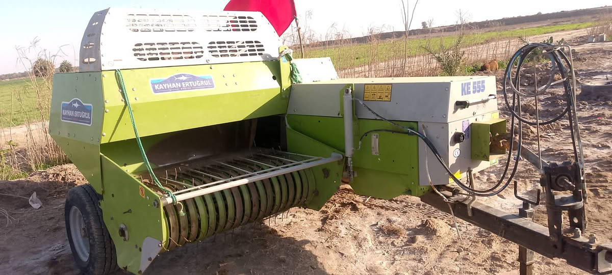 سلام عليكم للبيع كابسه قرش موديل 23 اخت الجديده شوفت عينك رجاان المو شراي لايتعبني الاستفسار اتصل على رقم ***********
