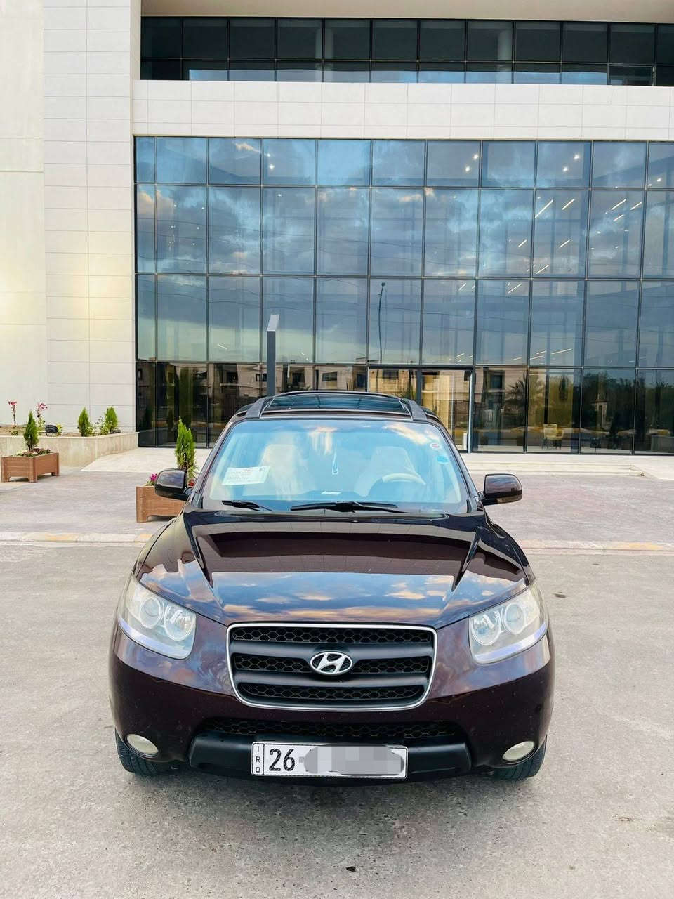 السلام عليكم…
للبيع اعتذر عن الاقساط والوعده ...بسعر 133$$
هونداي سنتافياخليجي 1/1  2009 لون ماروني  (عنابي) رقم صلاح الدين انكليزي(26) سنوية جديدة وهزة جديدة شرط التحويل…
سيارة مكفولة كفالة عامه من الصبغ ومن الفتح والتبديل
سيارة جاهزة بدون اي نقص…
مكينة 6v/2700 بدون فتح
شرط محرك وكير وصدر وكهربائيات وتبريد وتدفئة وتخم تاير سيارة جاهزة من كلشي….
مواصفات فول 1/1 فول معروفه مواصفاتها 
7 راكب 
3:قطع تبريد
سلايت روف 
مري شفط واشاير 
كشنات جلد 
كهرباء كشنات 2
وبيها هواي مواصفات بعد
العنوان/ صلاح الدين/ تكريت…
 اعتذر عن الاقساط والوعده…
السعر 133 $$
للاستفسار
***********
