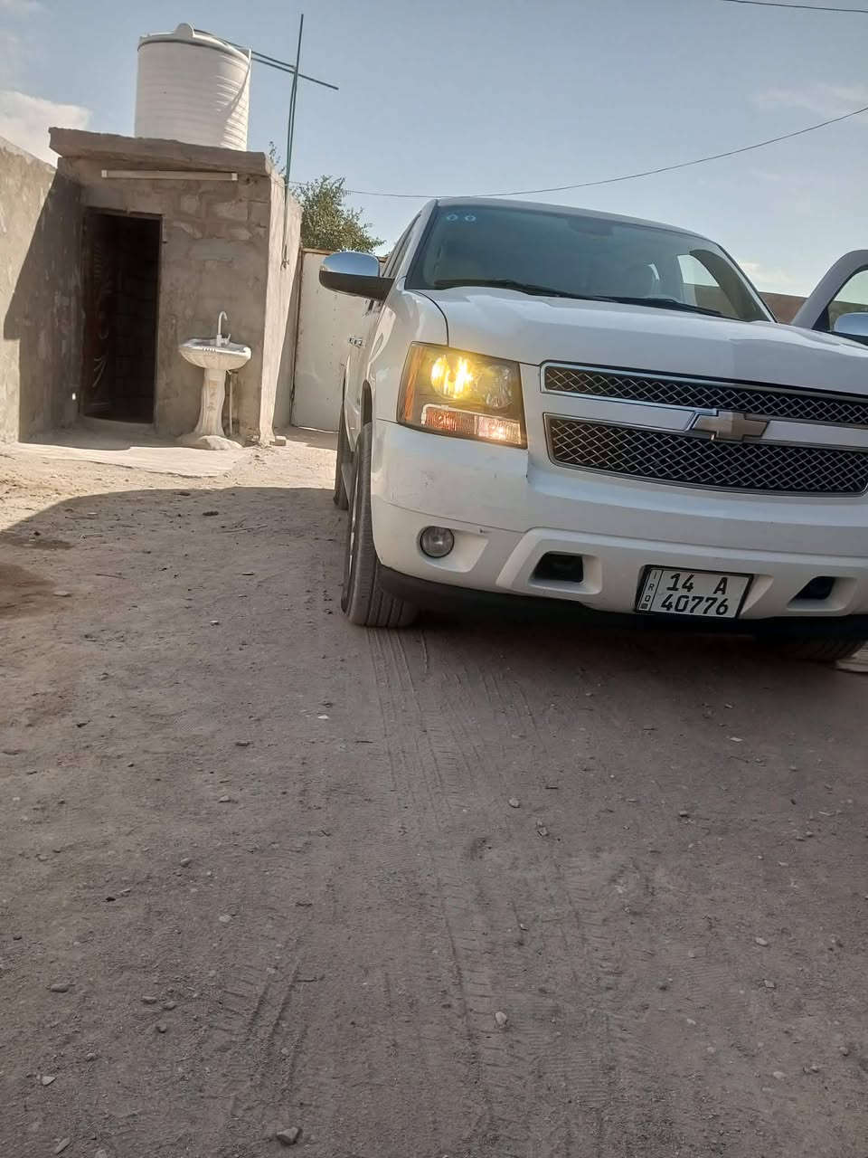 السلام عليكم تاهوابتر2008 رقم بصره الجديدمواصفات LTZاعلى فئه يعني فول مكفول من صبغ وتبديل جديدبمعنى الكلمه فقط بيه بارداباب السايق موضع بالفديوماشي 100 الف كيرمحرك اكسل تخم تايرباتري جديد حداديه كل كفاله مابيهه نقص ابدالعنوان البصره الزبير***********السعر 210 مجال بسيط
