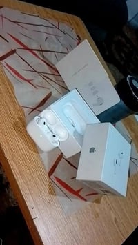 اير بود ايفون • عزل ضوضاء • بلوتوث 5.3