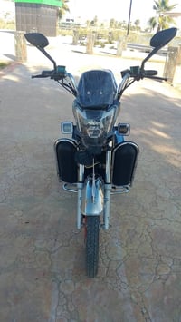 دراجه هارلي للبيع سعر 475 بطاريات عل فحص وان ميعجبك افحص كهربايات شقال...