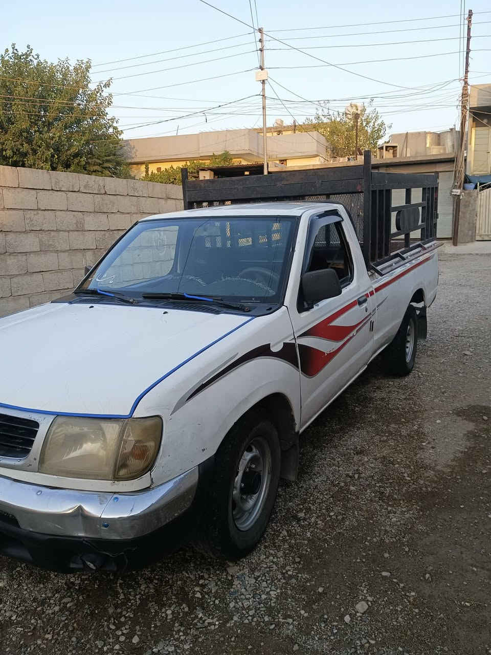 نیسان تاک بۆفرۆشتن2001بەشەرتی گێڕومەکینەوئەکسل کۆدی بۆکراوەبێ دەعمولێدراوە شوێن دەربەندیخان نرخی45مەعمەلە*********** 
***********
