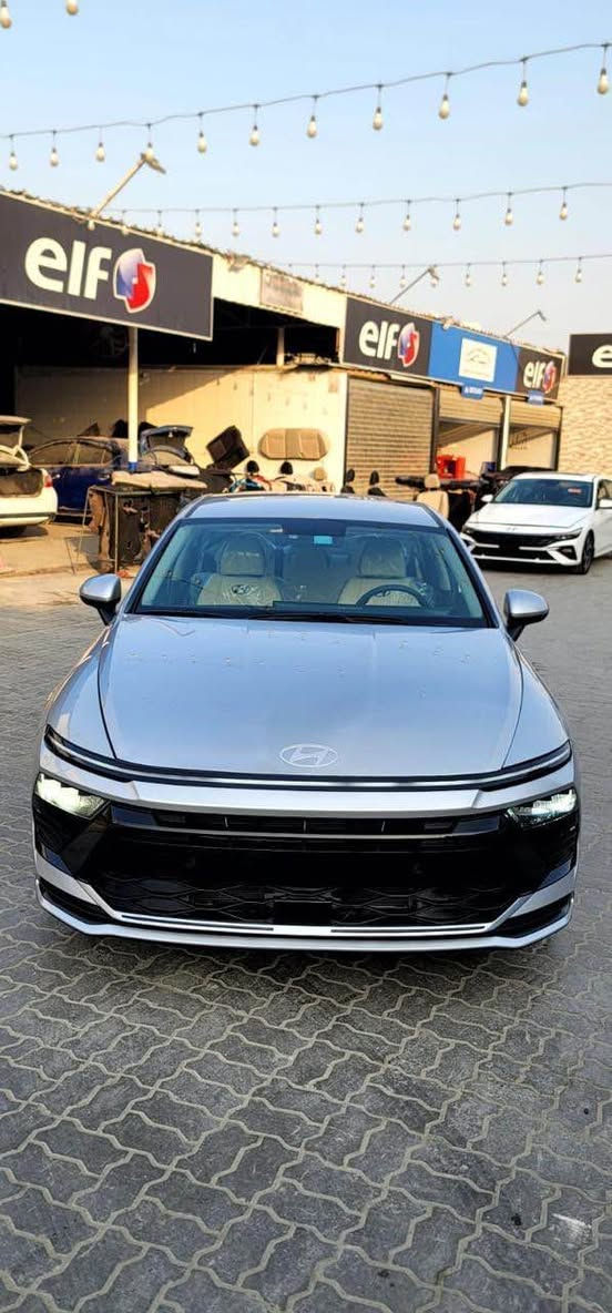 سونتا موديل 25 هايبرد خليجي بدون تبديل فقط ربع بنيد صبغ 
138 ماشيه 9 الف زيرو 0️⃣ تواصل وتساب ***********
