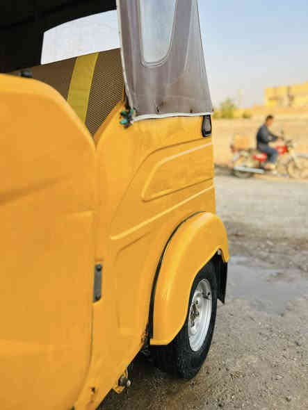 تكتك 22 شهر 4 اوراق محرك مكفول الكشره مابيه لا صبغ ولا معجون خياس هسه بادي بيه
سعره 7100 وبيه مجال مكاني حي النداء
مكلف بنشر لحد يراسل هاذ رقم راعيه
‭0780 630 9720‬
