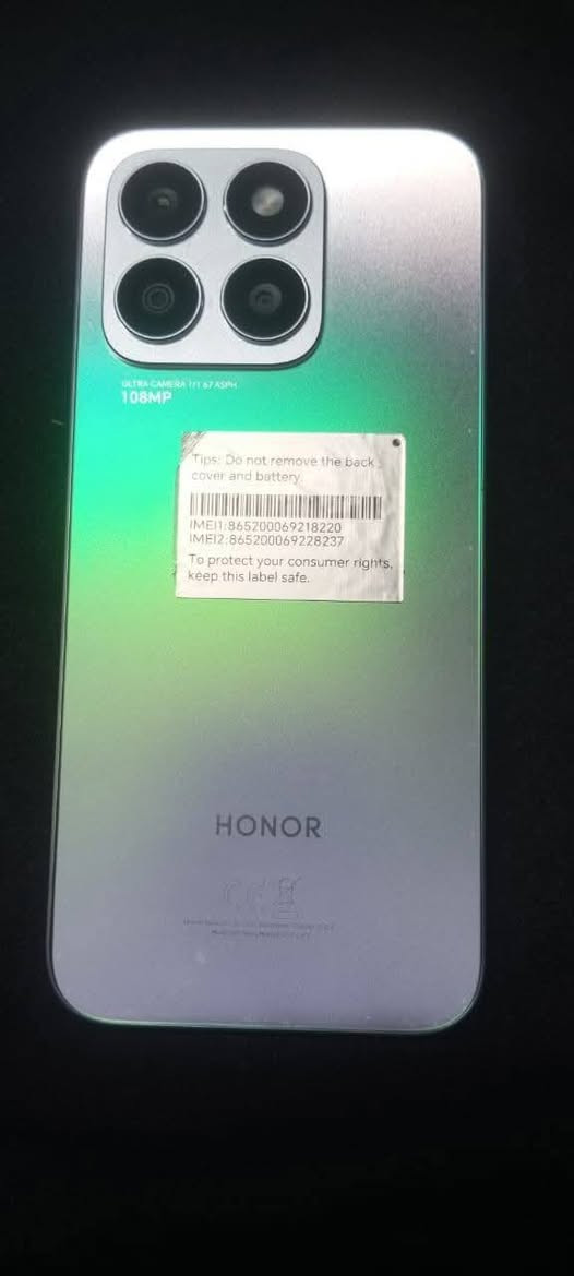 السلام عليكم ورحمة الله وبركاته
للبيع هونر X8b ذاكره٥١٢رام8+8=16 بصمه وجه بصمه ابهام كامره بدقة 108ميكا بكسل شاشه نوع اموليد بدقه 90هيرتز شحن سريع جهاز نضيف جدآ مكفول من الفتح بدون ملحقات بيع او مراوس جهاز اخو جديد  سعره ٢٠٥
المكان النجف الاشرف ***********
