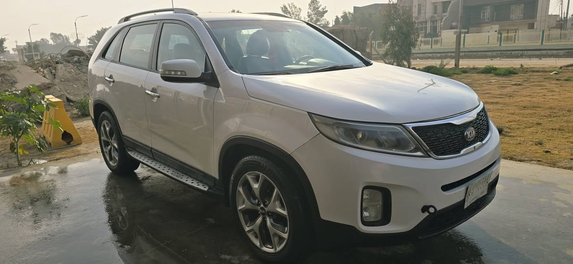 السلام عليكم
سياره سورنتو للبيع

موديل 2015 مكفوله كفاله عامه 
رقم بغداد بسمي شرط التحويل 

المواصفات 

 كامره خلفيه 
حساسات امامي وخلفي 
بك لايت LED
ويل كب 19
 بصمات 
كشنات جلد
سبعه  7 راكب
مري كهرباء 
كشنات جلد 
اناره بل يدات باب 
اناره داخلي 
6 سلندر
شاشه لمس 
اشاير بلمري 
تحكم ستيرن
اشاره ترحيب 
قطع تبريد عدد 3
كرسي السائق  كهربائي
تبريد وتدفئه شغال
سعر: 198 وبيها مجال
مكاني بابل الحمزه الغربي

الاستفسار: ***********
                ***********
