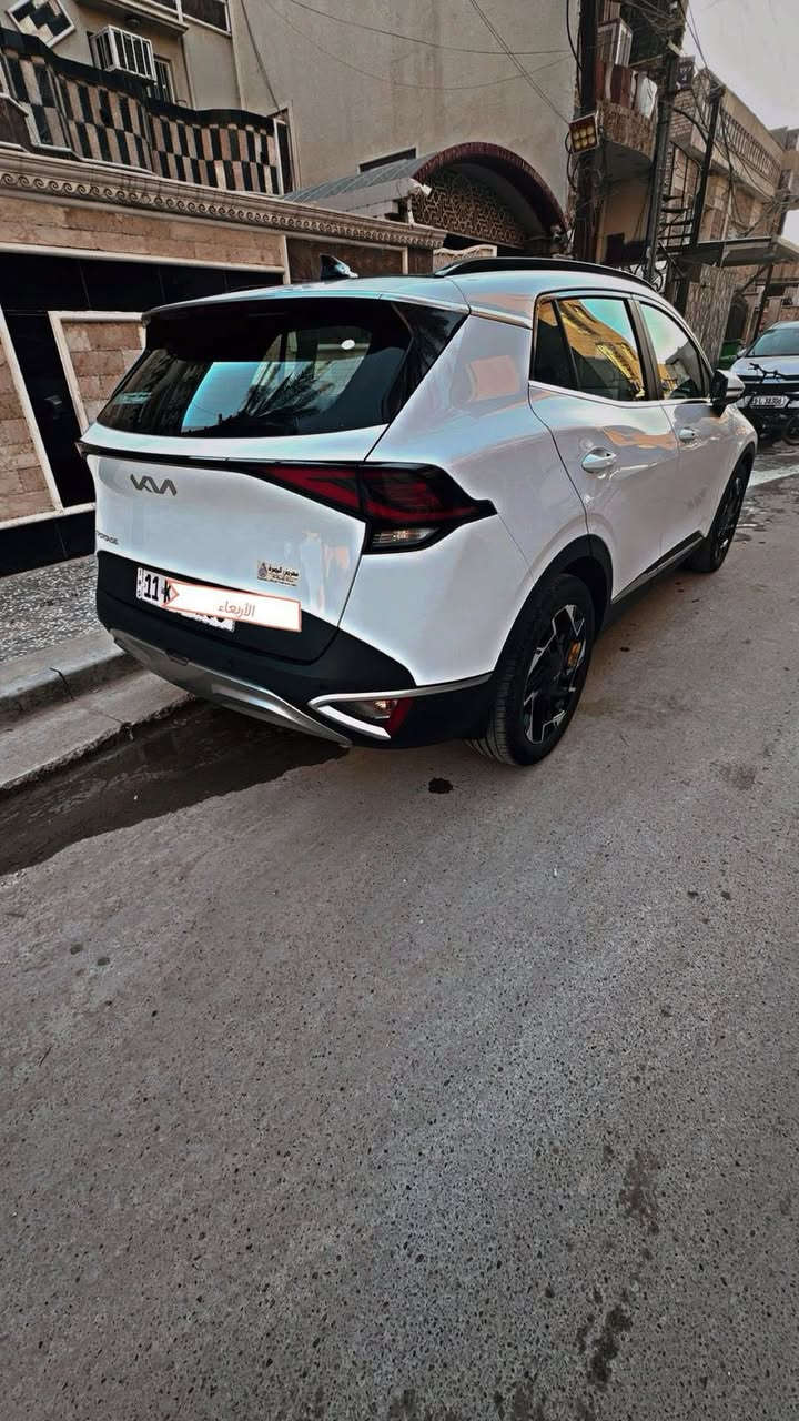 بسم الله الرحمن الرحيم سلام عليكم سبورتج موديل ٢٠٢٥ خليجيه مكفوله كفاله عامه رقم بغداد فول موصفات ماشيه ٩ الف اخت الزيرو ام الضمان السعر ٢٤٧ وبيها مجال بسيط العنوان بغداد المنصور ***********
