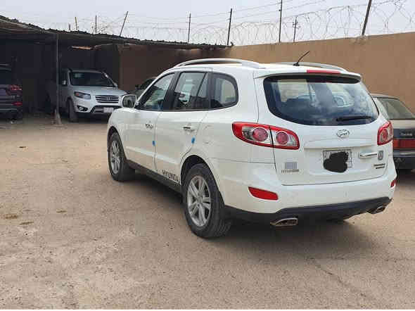 للبيع سنتافيا 2010 كفاله عامه من الصبغ والضربه 
فول مواصفات 6سلندر مكينه 3500
فوريل 
7راكب حساس خلفي  3قطع تبريد تحكم استيرن مري شفط اشاير بالمري رقم بابل باسمي سنويه 2030 رقم انكليزي السعر 158
***********
