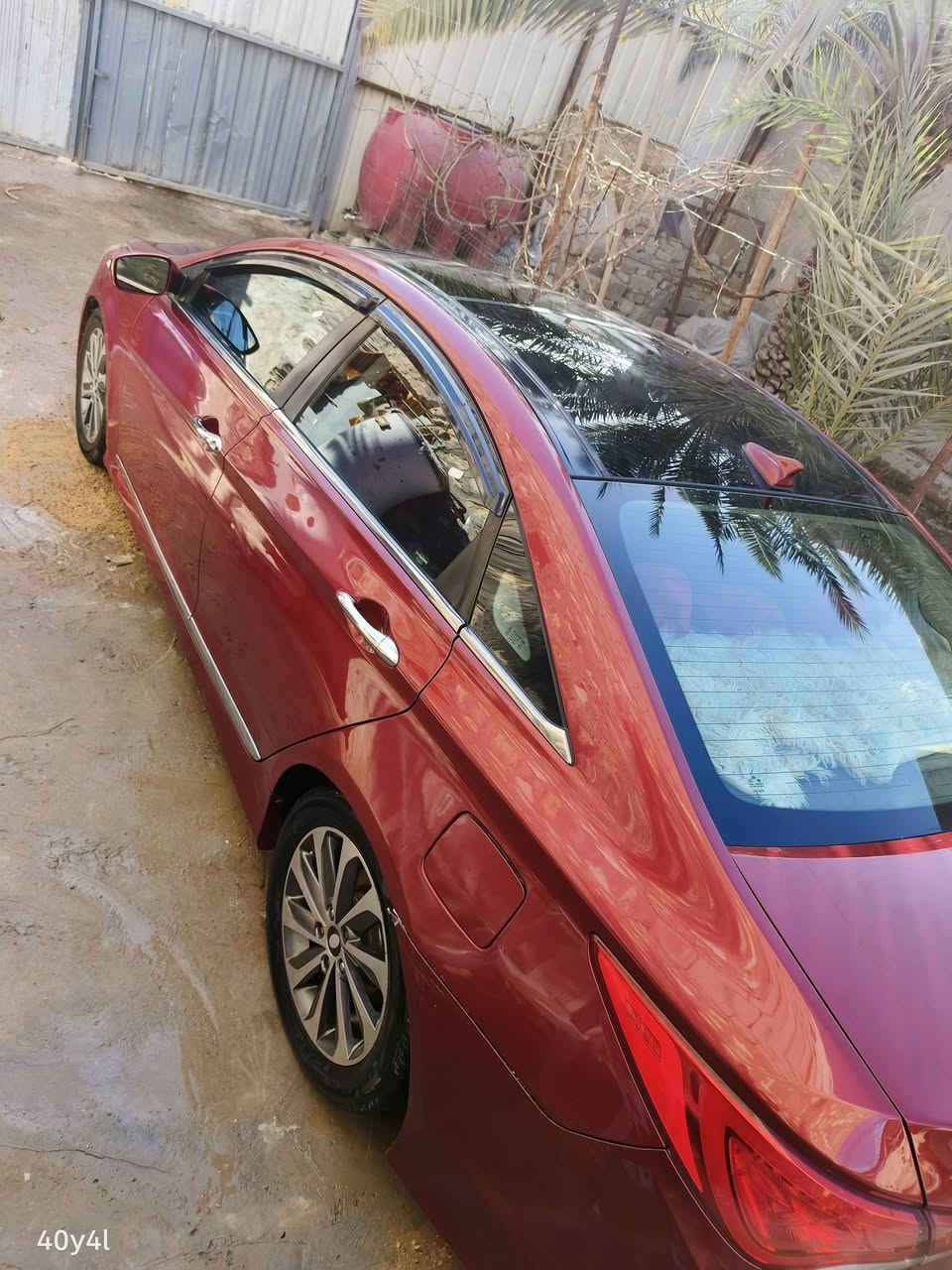 سوناتة 2014 وارد
بيها بنيد وجاملغ 
مكينه2400 GDI
فول موصفات. لمتد
فتحه. 
بصمة. 
3 انضمة قيادة. سبورت+ايكو+اقصتادي
كشنات كهربائي. 
شفتات 
تحكم ستيرين 
كشنات تدفئة 
منضومة زنون عالي ناصي فول
مكاني نجف. 
سعر 113 وبيها مجال قليل 
رقمي. ***********
