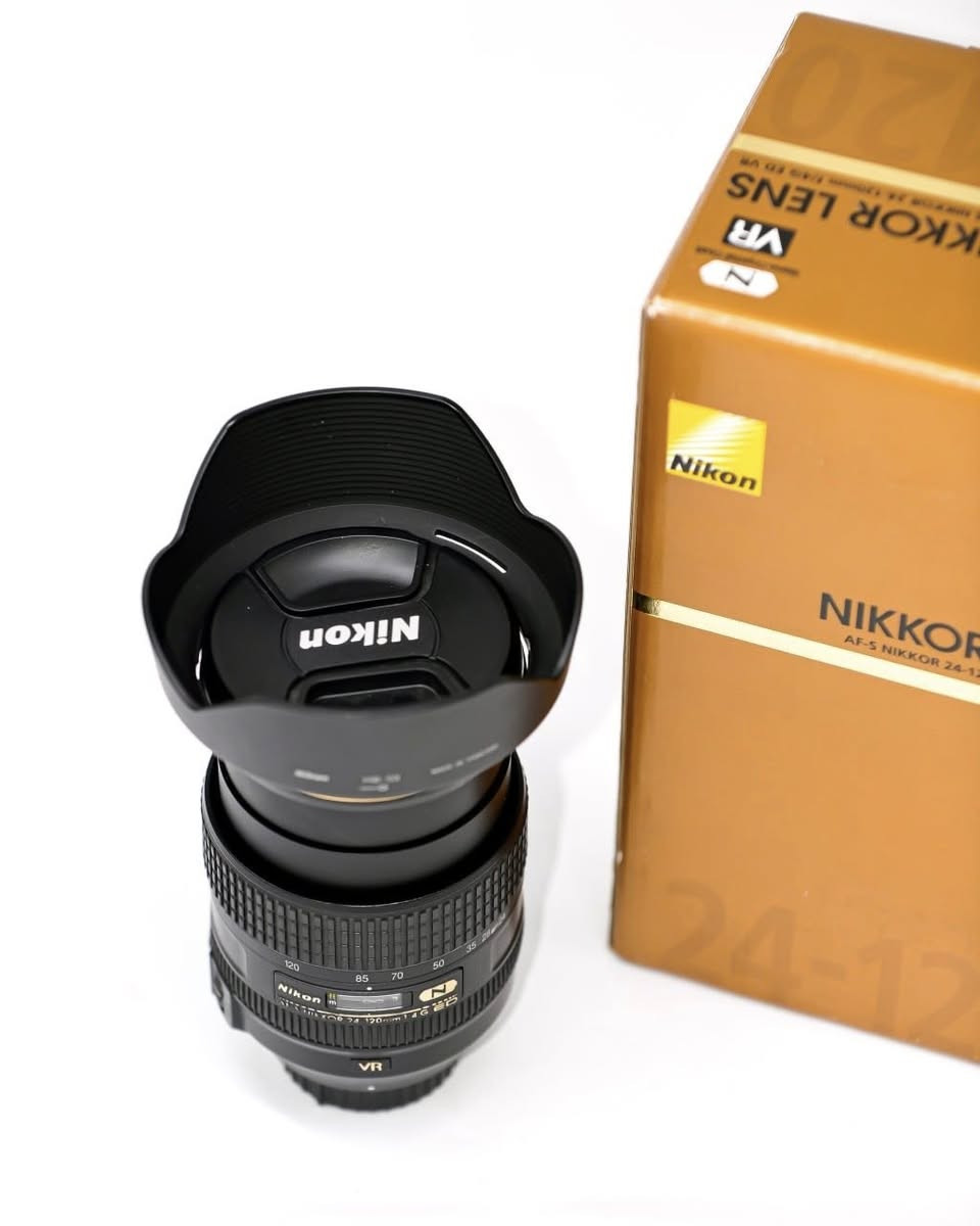 عدسه نيكون 24-120 نانو كرستال 💫
نضافه 95/100 ✅
كامله قباقه او هود او كورتون 
السعر 495 الف اوبيها مجال 
*********** يوجد توصيل 🚚
