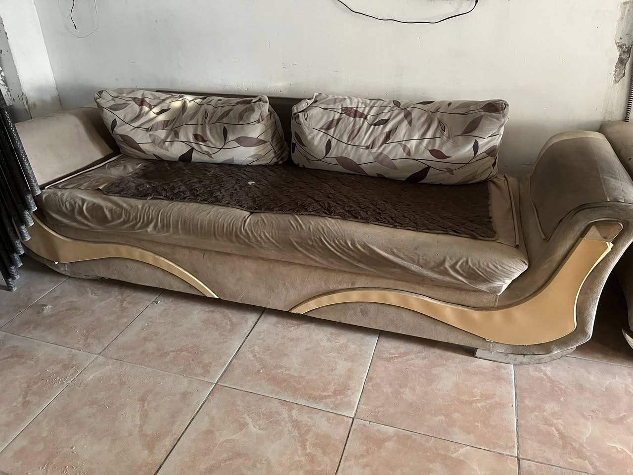 للبيع ب٢٥ اليفيدنه يخابر مكاني بصره معقل 
***********
