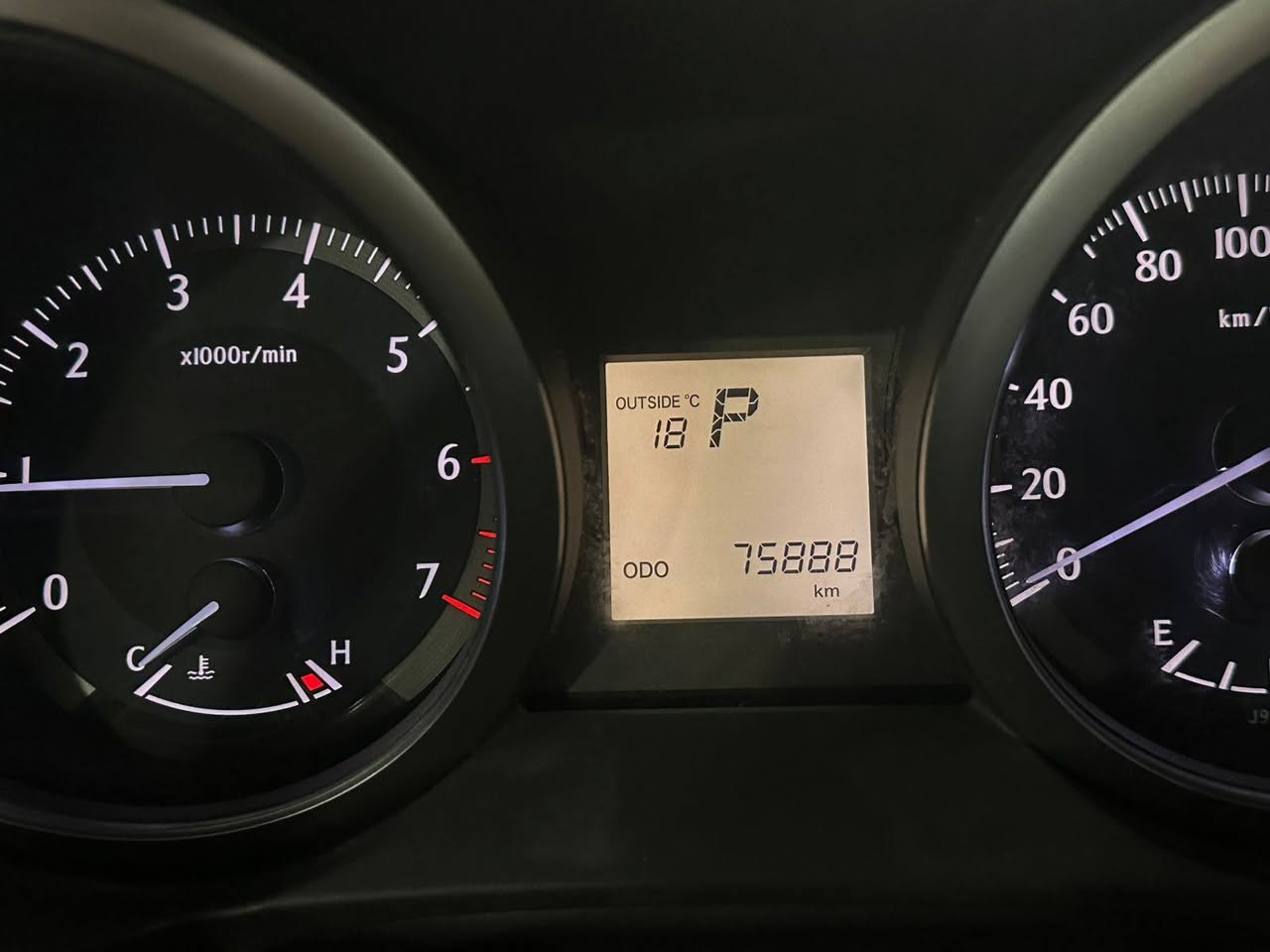 السلام عليكم اخوان واخواتي العزاء برادو 2015 ساس باب اول  
الموصفات 
TXL
دبل كرسي كهرباء
شاحن واير ليس
تبريد3قطع
مكينه6سلندر 4000
حساس امامي وخلفي
زراك
بصمه تشغيل عن بعد
سلايد روف
اربع بيبان دخول ذكي
كامره خلفيه وشاشه جبيره
فور ويل
مانع انزلاق
مري شفط
تخم تاير دلوب اصلي وكاله
محلاضه/نص الدعاميه الخلفيه مصبوغه
ممشى/75الف حقيقي ماملعوب كيلو
السعر/330بيها مجال شي بسيط
الرقم/***********
