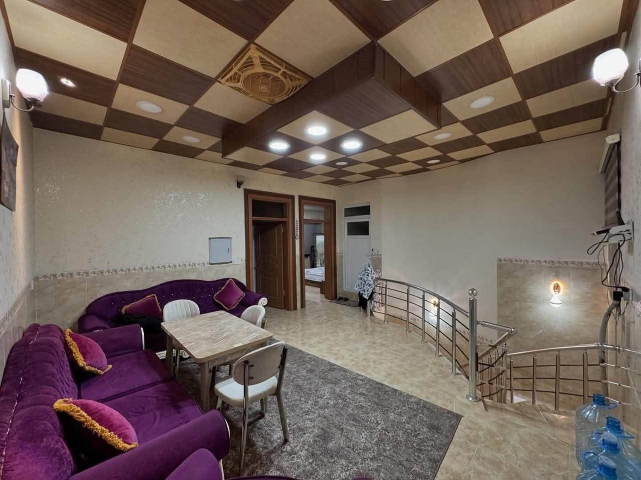 اعلان رقم1981
🏡 دار للبيع مع الأثاث – فرصة مميزة 🏡

📍 الموقع: كركوك – حي عدن قرب ثانوية الحريري
📐 المساحة: 200م² | واجهة 10م
🏠 طابقين  | طابو ملك صرف باسم شخص واحد

🔹 الطابق الأول:
غرفتين  نوم + هول + مطبخ + صحيات + استقبال + كراج سيارة

🔹 الطابق الثاني:
غرفتين نوم + هول + صحيات + مخزن

✅ الدار يباع مع الأثاث بالكامل
✅ موقع مميز وقريب من الخدمات

📞 للاستفسار:
***********
مكتب الرسول للعقارات 
عنوان المكتب كركوك 
سايدين مدينة العاب
سمايلاند حي عدن
مقابل ثانوية النجاح 
الاهلية
