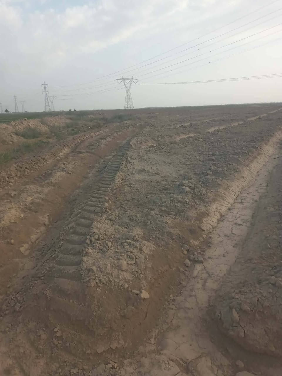 سلام عليكم
أرض زراعيه للبيع المساحه ١٤دونم   في ناحيه فدك المزاك    
ذنايب  في قريه الانتصار للستفسار أتصال على هذا الرقم***********
