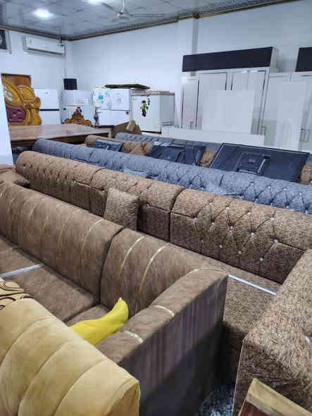 لبيع وشراء الأثاث المستعمل والجديد ومراوس العنوان طريق بهرز ام العظام قرب المجسر الجديد نشتري كافت الأثاث المنزلي ولمكتبي وغرف نوم تركي صاج عراقي للاستفسار هاتف وتس اب *********** الاتصال  فقط وتس اب او هاتف
