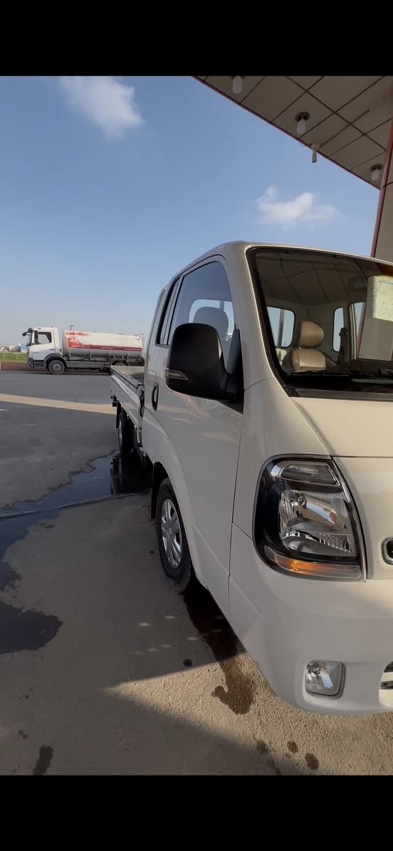 Kia 2025
كيا 2025 
حجم 2700
مرقم جديد دهوك 
سياره ع الوضع بلادي 
ماشيه 13 الف فقط 
سياره مامحمل ما مشدود محجل نهائيًا 
تحويل و غرامه و ظريبه شرط 
گير و مكينه و اكسن شرط 
مكان سياره شيخان معرض هاولاتي طريق دهوك على اربيل و ٢٠ دقيقه قرب من موصل 
سعر 185 $ ورقه و مجال 
*********** 
سياره كدام العين سعر و موديل و كلشي ما يحتاج تخابر و تسال
