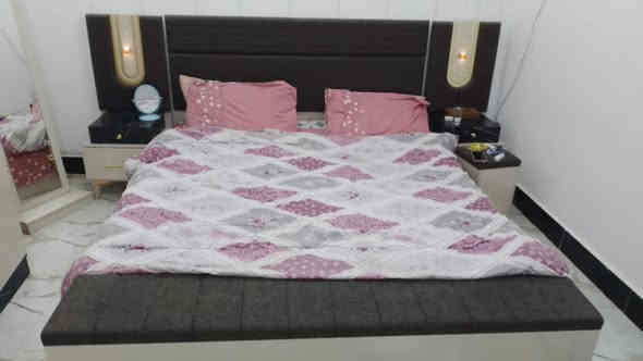 سعرها مليون قفل بدون عملة العنوان الناصرية
