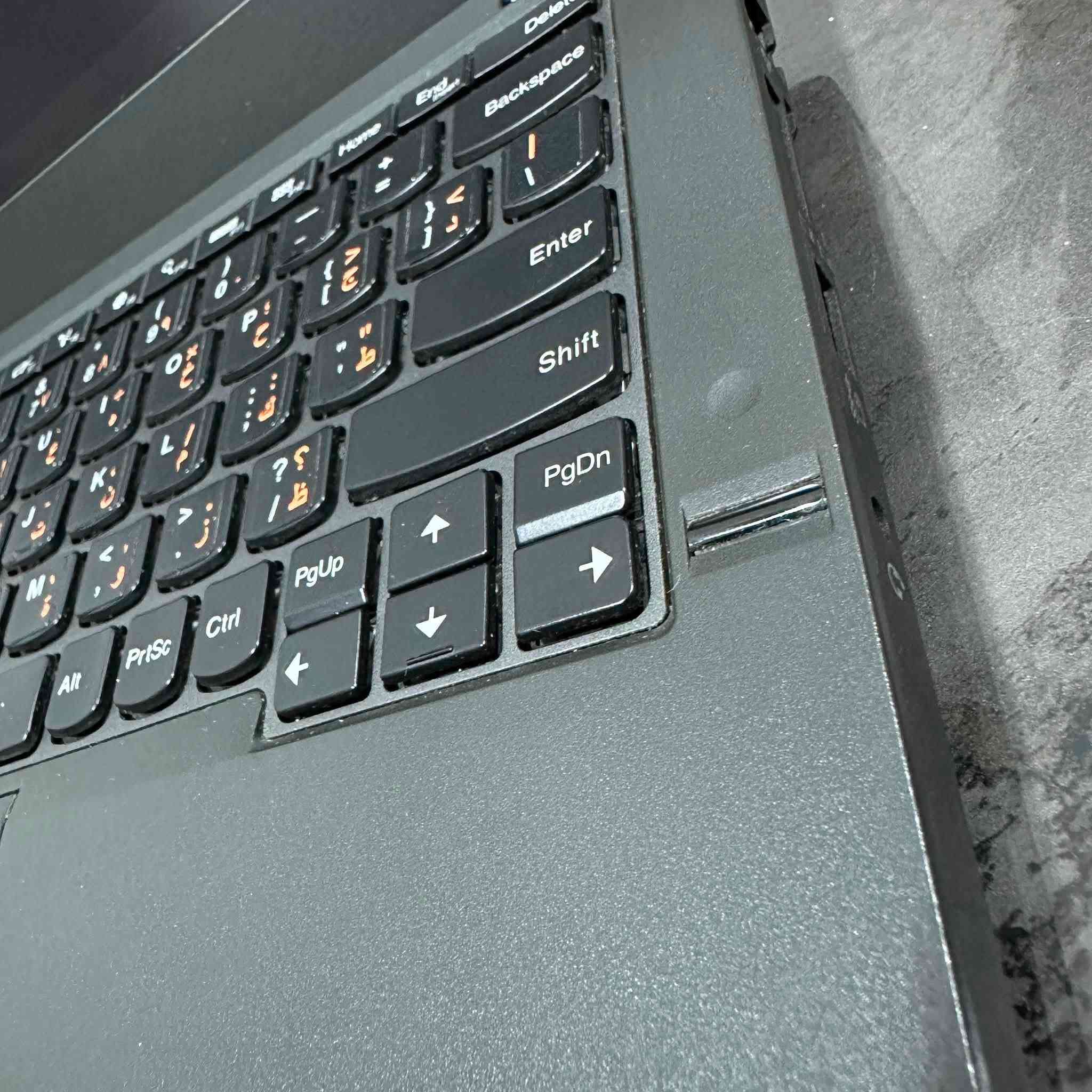 lenovo ThinkPad X250
رام 8 كيكا
المعالج كور i7 جيل الخامس
كارت الشاشة انتل 5500 128MB 
ذاكرة 256 SSD
بصمة كيبورد ضوئي دبل بطارية ويندوز 10 برو اصلي
للبيع سعرها 250 وبيها مجال 
مكاني بغداد الدورة وموجود توصيل
***********
