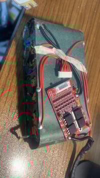 بطارية • ملحق إلكتروني • بالفيديو