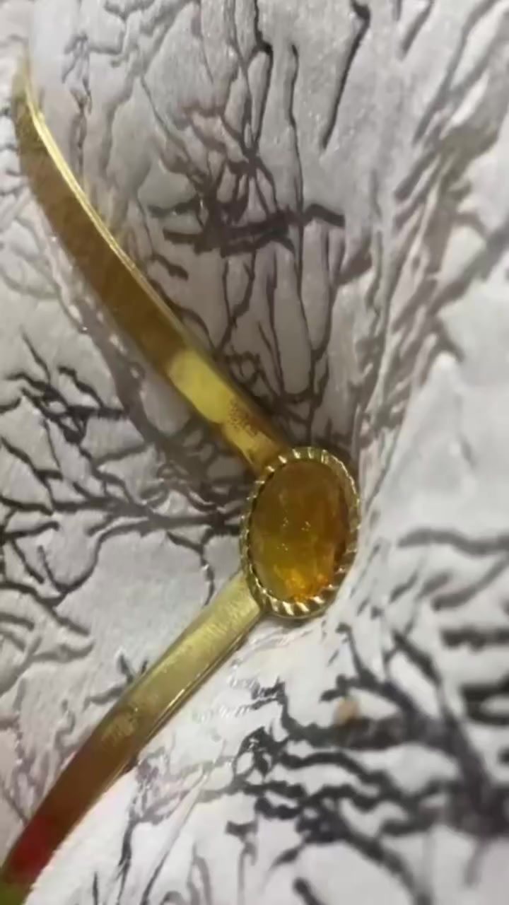 غرفه نوم عراقيه حطاطه صاج نضافه فول شرط استخدام قليل جدا السعر مليون و200بي مجال  الرمانه البعبيد الاتصال ***********
