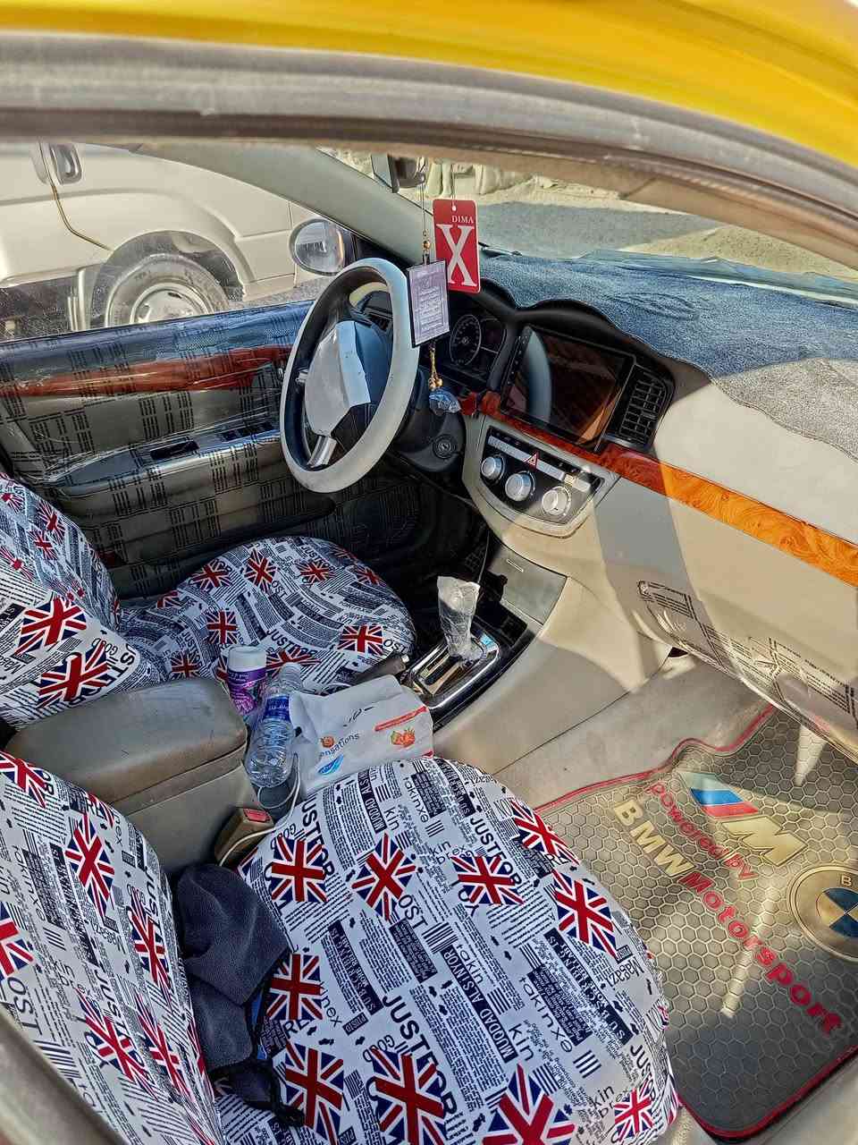 سياره نيفان كامله مابيه اي ضربه ولا صبغ سياره مديل2011مكينه وكير خير من الله حداديه نضيفه السعر 43 مستعجل وبيه مجال حك جيه مصفره هيه وغرامه سياره بسمي الرقم***********
