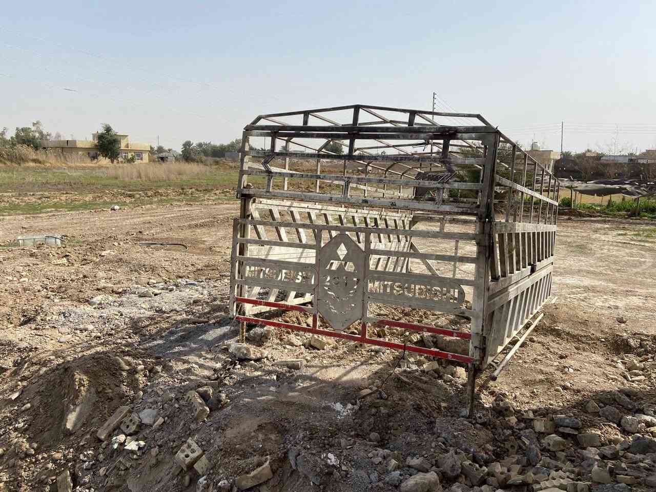 محجر مع القفص  كنتر للبيع الطول 4.5 السعر 750 الف في بغداد موبايل ***********
